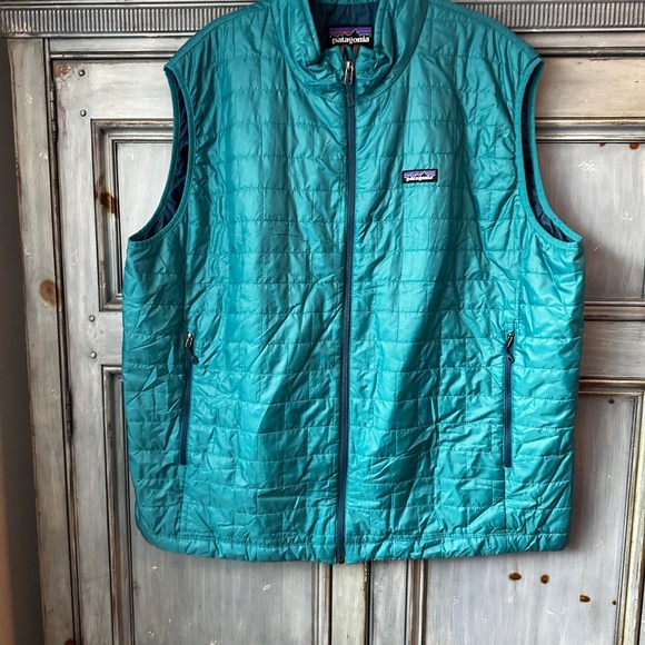 Patagonia Men's Nano Puff Vest in Turquoise Size 3XL - Picture 2 of 8